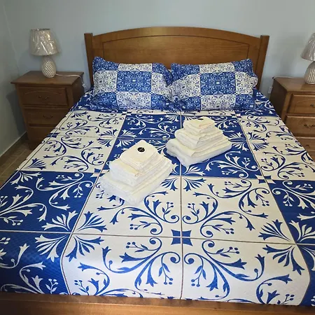 Rainha Do Mar Al 3436 * Fontinhas