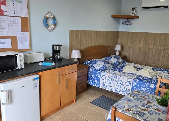 Rainha Do Mar Al 3436 בית הארחה Fontinhas