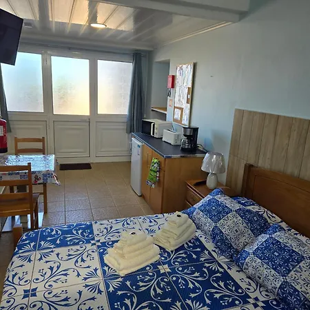 بيت ضيافة Rainha Do Mar Al 3436 *